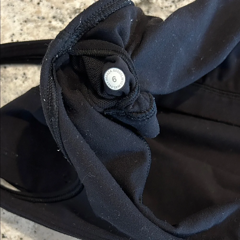 Lululemon Black Align Tank - Picture 4 of 4